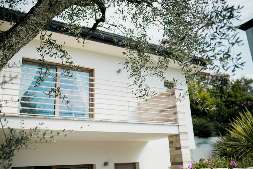 Casa Chiara Villa Gardone Riviera Exterior foto